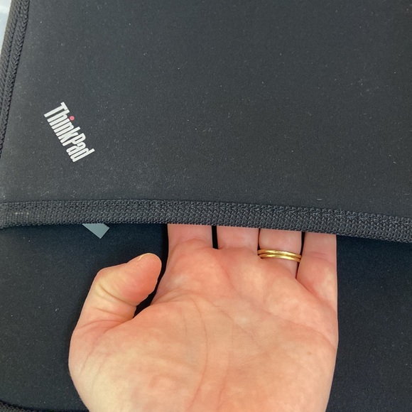 Thinkpad Computer case - Picture 4 of 8